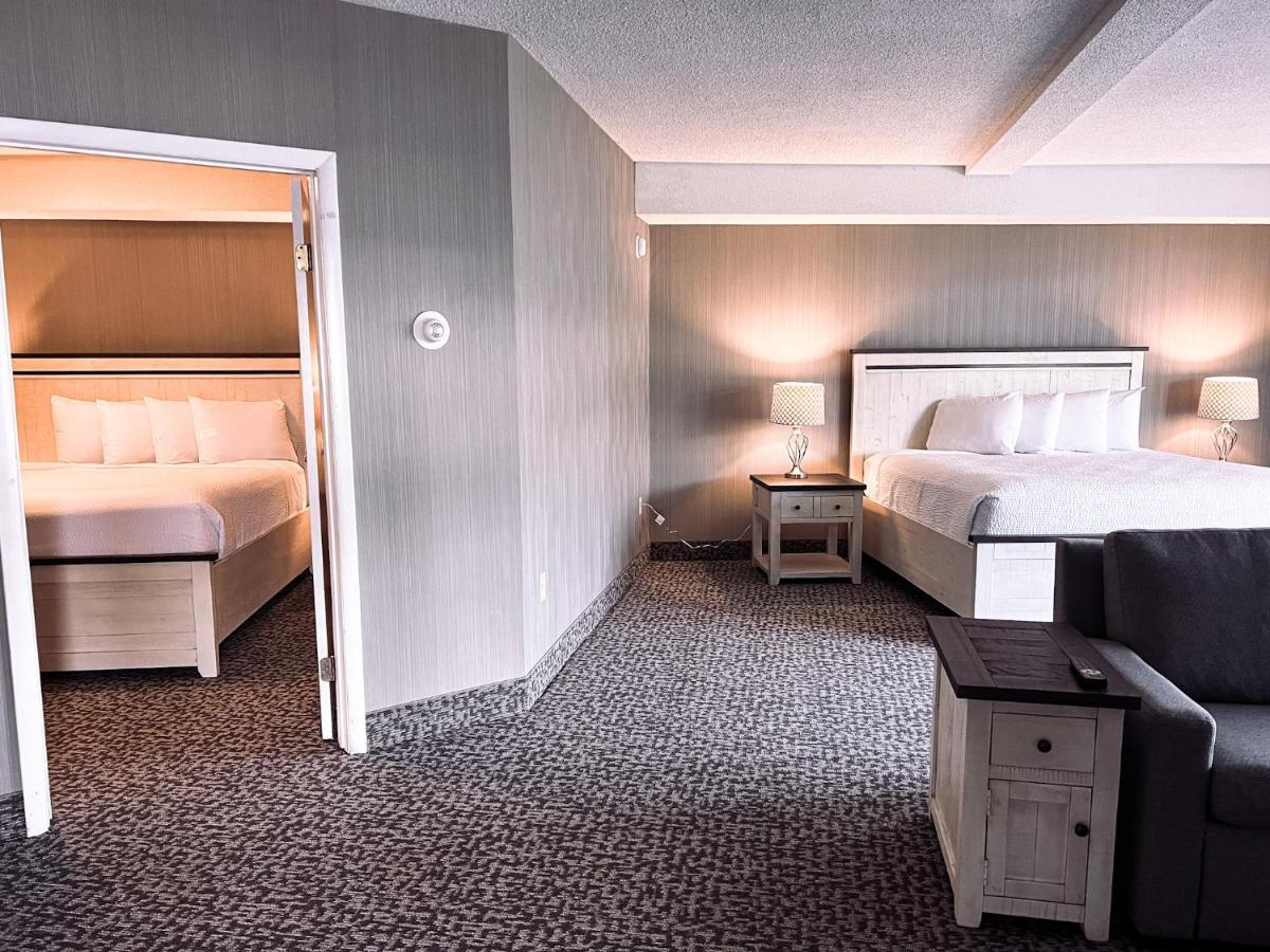 Georgian Lakeside Resort レイク・ジョージ エクステリア 写真