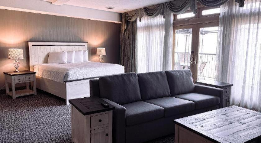 Georgian Lakeside Resort レイク・ジョージ エクステリア 写真